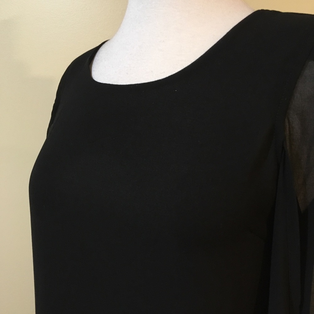 ๐ฅ CLEARANCE Sleeveless Chiffon Faux Cape Blouse - Picture 5 of 8